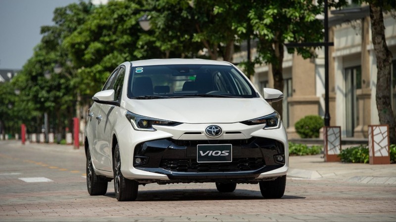 vios 2024 trắng..jpeg