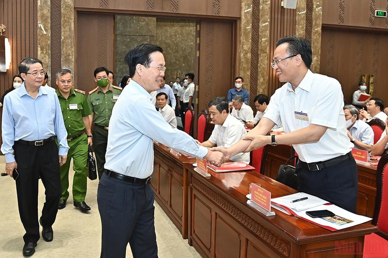 Thường trực Ban Bí thư Võ Văn Thưởng với các đại biểu tham dự Hội nghị Thường trực Ban Bí thư Võ Văn Thưởng với các đại biểu tham dự Hội nghị