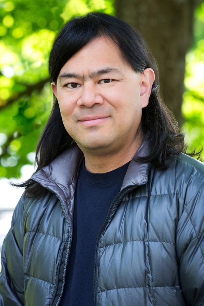 Tsutomu Shimomura là tin tặc 'mũ trắng' cực kỳ cao thủ trong giới bảo mật. Tsutomu Shimomura là tin tặc 'mũ trắng' cực kỳ cao thủ trong giới bảo mật.