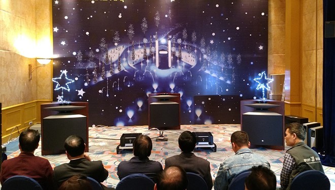 Triển lãm này diễn ra trong các ngày từ 9 đến 12/12. Đại diện ban tổ chức cho biết sẽ tiến hành tổ chức thường niên sự kiện này tại Hà Nội, TP.HCM với quy mô ngày càng lớn, nhưng chỉ tập trung ở mảng thiết bị cao cấp.