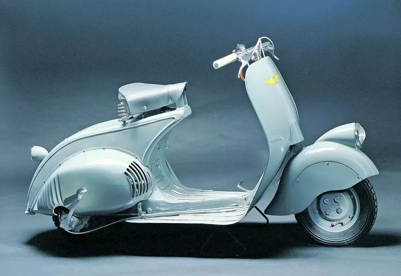 Câu nói vô tình "Sembra una vespa!" đã tạo nên thương hiệu Vespa. (Ảnh: Vespa) 