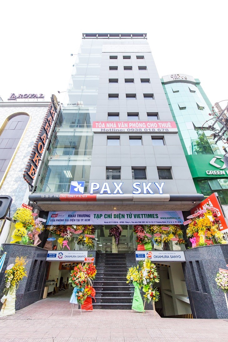 Rất nhiều những tình cảm trân quý, những lẵng hoa tươi thắm đã được các quý đồng nghiệp, đại diện cơ quan, doanh nghiệp, đối tác chuyển đến Văn phòng đại diện VietTimes tại Tp. HCM. Ban Biên tập Tạp chí điện tử VietTimes xin được đón nhận và trân trọng cảm ơn!