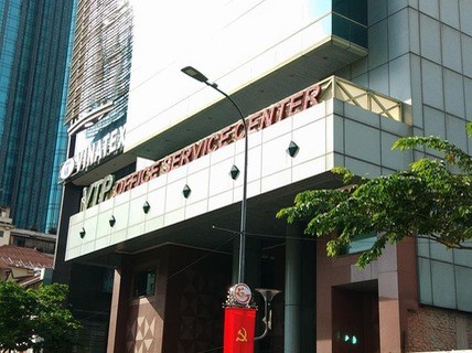 Việc đặt trụ sở tại VTP Office Service Center và dàn lãnh đạo gốc Hoa khiến Alpha King được đồn đoán thuộc hệ sinh thái Vạn Thịnh Phát. Nhưng...