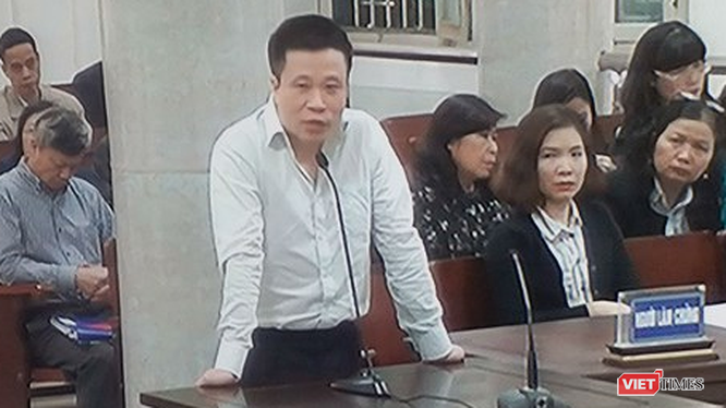 Ra tòa, ông Hà Văn Thắm mới thú thực về quy mô sở hữu OceanBank của bản thân: 62,9% -vượt xa con số trên sổ cổ đông và gấp nhiều lần các tỷ lệ giới hạn theo Luật các TCTD...