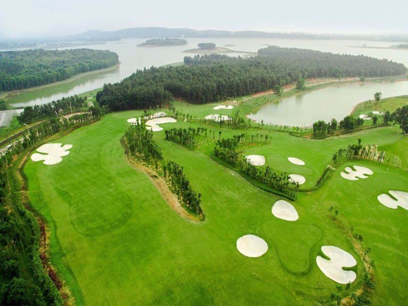 Tham vọng 'kiềng ba chân' của đại gia Tuấn 'Thành Công' ảnh 2 san-golf-ninh-binh-dep
