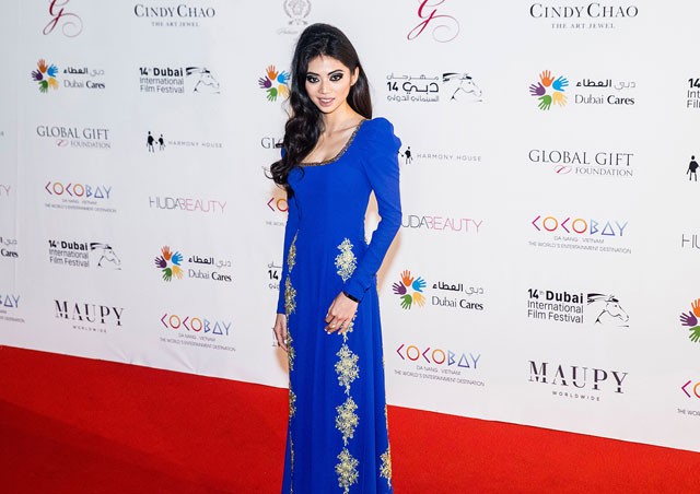 Cocobay Đà Nẵng từng một thời được truyền thông rầm rộ, cùng sự xuất hiện dày đặc của biểu tượng Coco Trần. Nữ doanh nhân 9x này từng được giới thiệu như một "yếu nhân" của Empire, với vai trò Phó Chủ tịch Tập đoàn. Theo tìm hiểu của VietTimes, bà Coco Trần tên thật là Trần Thu Hiền, phu nhân của Tổng Giám đốc Empire Nguyễn Thành Nam (SN 1986) và là con dâu của nhà sáng nghiệp Empire Nguyễn Đức Thành. Bà Hiền bộc lộ bản lĩnh từ khá sớm và là con gái của đại gia Thuyết "buôn vua" nức tiếng một thời. (Ảnh: Internet)