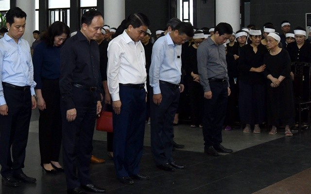 Cử hành trọng thể lễ tang đồng chí Nguyễn Đình Hương ảnh 9 Cử hành trọng thể lễ tang đồng chí Nguyễn Đình Hương ảnh 9