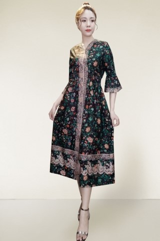 trang phục có họa tiết hoa lá