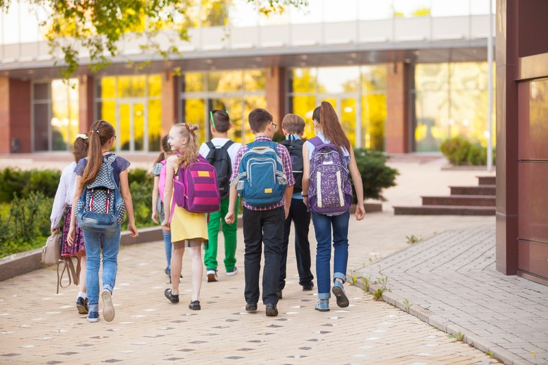 Trẻ sẽ được được thụ hưởng môi trường giáo dục chuẩn quốc tế với hệ thống trường liên cấp tại phân khu The Valencia mà không phải đi xa.