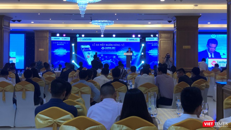 Toàn cảnh lễ ra mắt ứng dụng ngân hàng số LienViet24h của LPB. Ảnh: HB