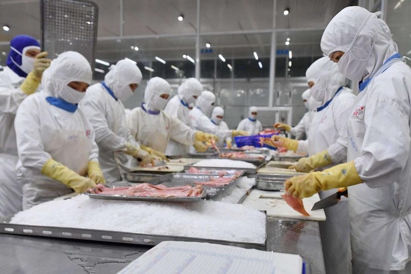 Nhiều doanh nghiệp đã đăng ký tiếp tục hoạt động theo phương châm "3 tại chỗ" nhưng vẫn nhiều lo ngại. Ảnh: Hoàng Hà.