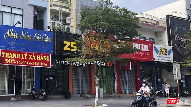 Nhiều cửa hàng phải đóng cửa vì đại dịch Covid-19 (Ảnh minh họa)