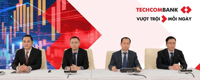 Toàn cảnh buổi gặp gỡ nhà đầu tư cập nhật kết quả kinh doanh quý 4/2021 của Techcombank