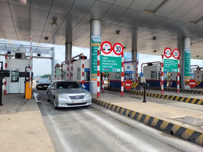 VETC ứng dụng công nghệ RFID tiên tiến nhất thế giới, sử dụng sóng radio để nhận diện tự động xe cơ giới với tỷ lệ chính xác gần 100%