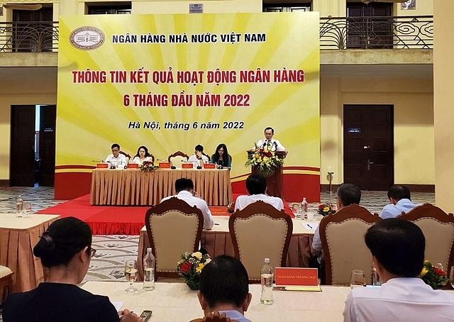 Tín dụng tăng 8% so với cuối năm trước. Ảnh: L.H Tín dụng tăng 8% so với cuối năm trước. Ảnh: L.H