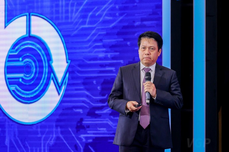 Phó Thống đốc NHNN Phạm Tiến Dũng đề nghị các ngân hàng quan tâm đầu tư hơn nữa an ninh an toàn trong chuyển đổi số - Ảnh:VGP/Nhật Bắc