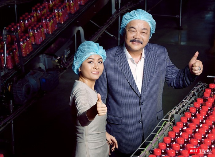 Cha con doanh nhân Trần Quí Thanh, Trần Uyên Phương gầy dựng và điều hành tập đoàn Tân Hiệp Phát 