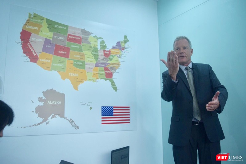 Luật sư Tom Rotert cho biết: "Một người dân bình thường của Mỹ hoàn toàn có thể thắng kiện tổng thống Mỹ"