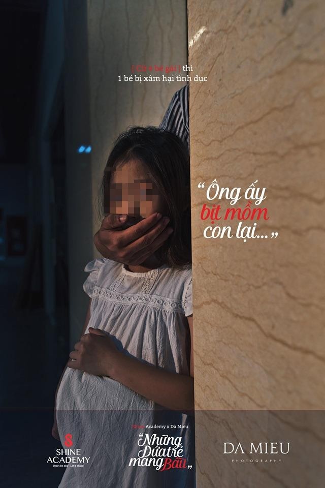 "Các nhân vật trong bộ ảnh đều được công bố rõ mặt, mắt mở to, nhìn thẳng vào ống kính; đây là điều tối kỵ với các bộ ảnh có nội dung tương tự" - Nhiếp ảnh gia Dzũng Nguyễn Art khẳng định "Các nhân vật trong bộ ảnh đều được công bố rõ mặt, mắt mở to, nhìn thẳng vào ống kính; đây là điều tối kỵ với các bộ ảnh có nội dung tương tự" - Nhiếp ảnh gia Dzũng Nguyễn Art khẳng định