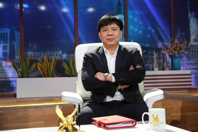 Shark Thủy ủng hộ 