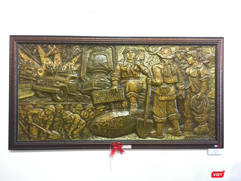 "Huyền thoại mở đường" - Phan Văn Thăng "Huyền thoại mở đường" - Phan Văn Thăng