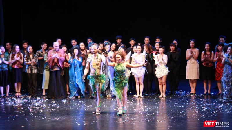 Quỳnh Paris góp phần tạo nên cái đẹp hoàn hảo cho nhạc kịch