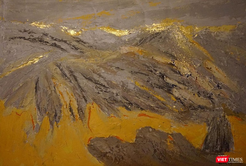 "Bình minh trên vùng cao" - Tranh sơn dầu, khổ 89x130 (cm), họa sĩ Đặng Hữu, 2019