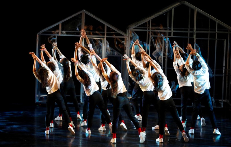 Đạo cụ những ngôi nhà gây hiệu quả thị giác mạnh mẽ