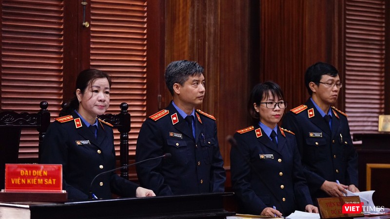 Đại diện VKSND thẩm vấn bổ sung bị cáo Võ Mạnh Cường sau phần kêu oan buổi sáng 25/9