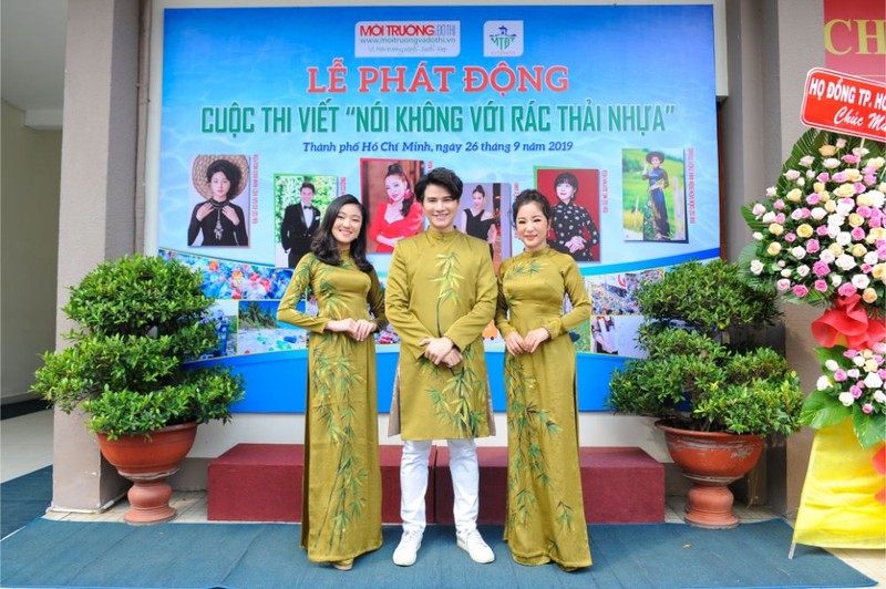Nghệ sỹ Thúy Nga, MC Quỳnh Hoa, Mạnh Cường, Bảo Nguyên làm Đại sứ cuộc thi viết “Nói không với rác thải nhựa” Nghệ sỹ Thúy Nga, MC Quỳnh Hoa, Mạnh Cường, Bảo Nguyên làm Đại sứ cuộc thi viết “Nói không với rác thải nhựa”