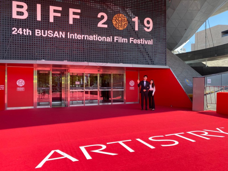 Quốc Anh và nhà sản xuất Nguyễn Phan Linh Đan 