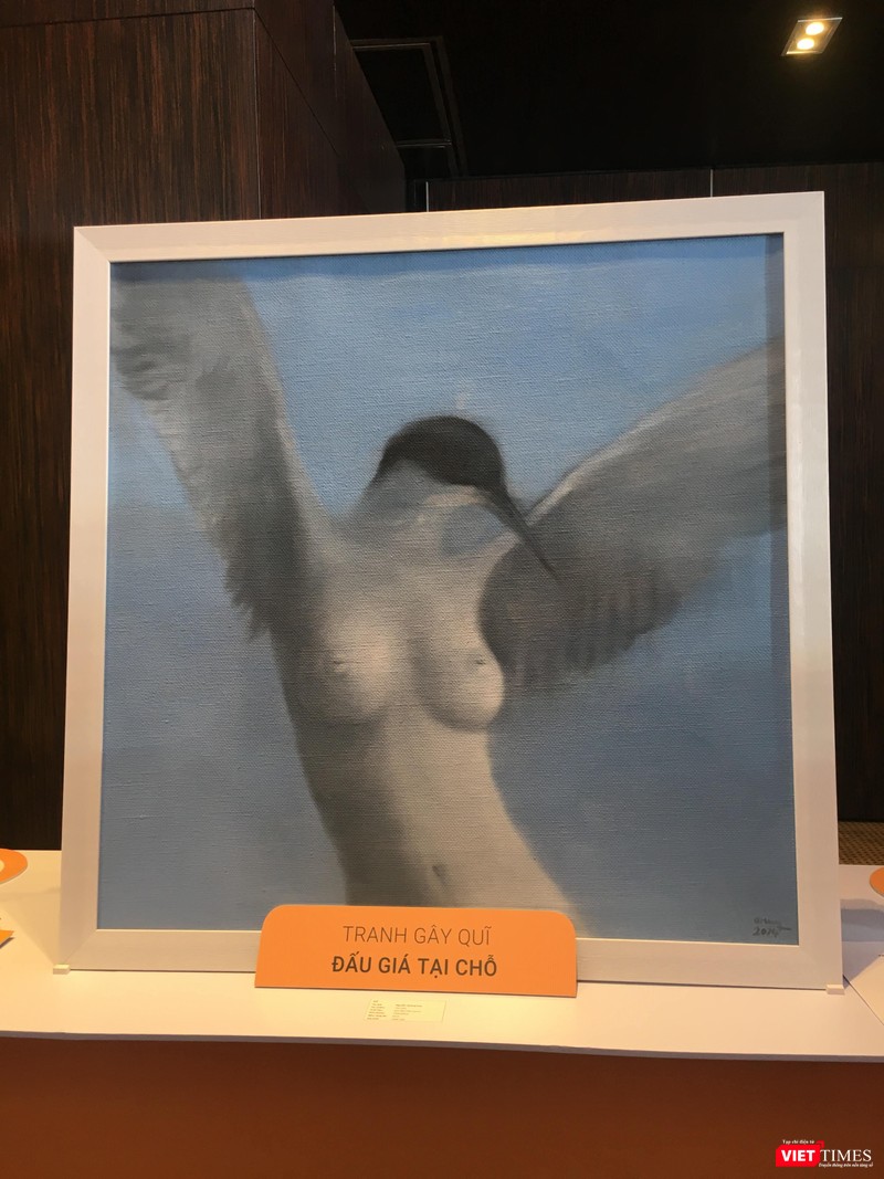 “Tình yêu” (Nguyễn Quang Huy) bán ra với giá 2.500 USD