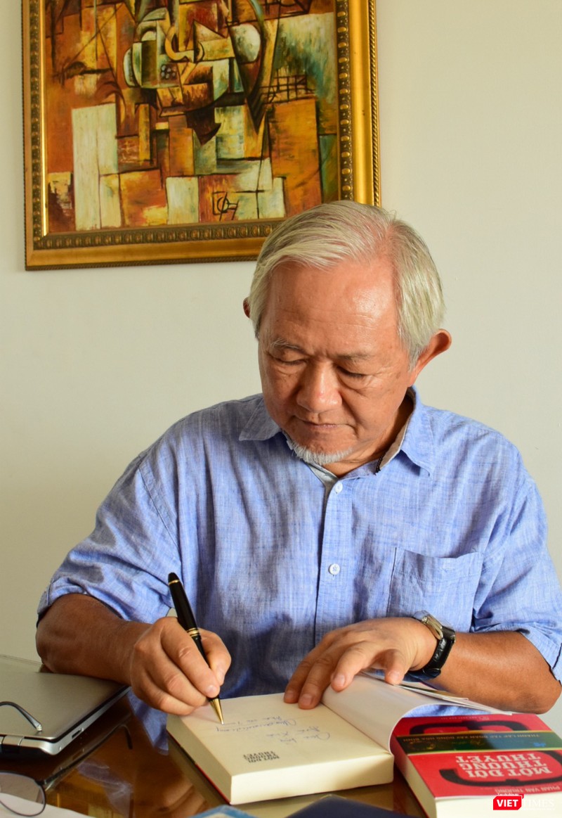 Một đời như kẻ tìm đường - ấn phẩm mới nhất của GS Phan Văn Trường có nội dung về triết lý sống