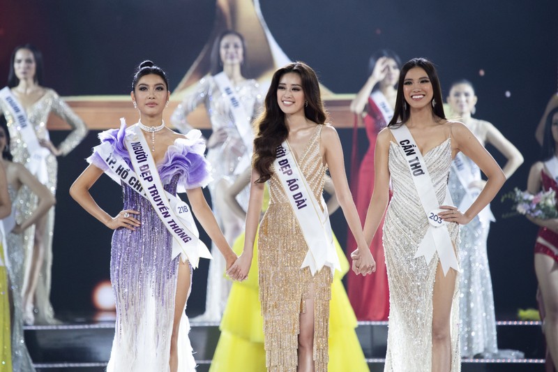 Ba cô gái đẹp nhất cuộc thi Hoa hậu Hoàn vũ Việt Nam 2019: Thúy Vân, Khánh Vân, Kim Duyên.