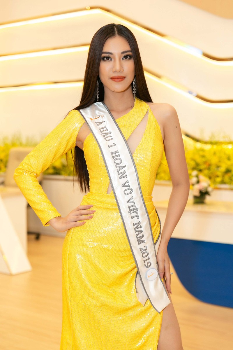 Á hậu 1 - Nguyễn Huỳnh Kim Duyên