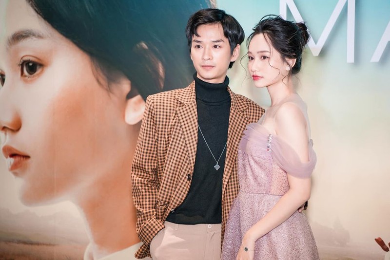 Hai nhân vật chính - Ngạn và Hà Lan bước ra từ phim "Mắt biếc" Hai nhân vật chính - Ngạn và Hà Lan bước ra từ phim