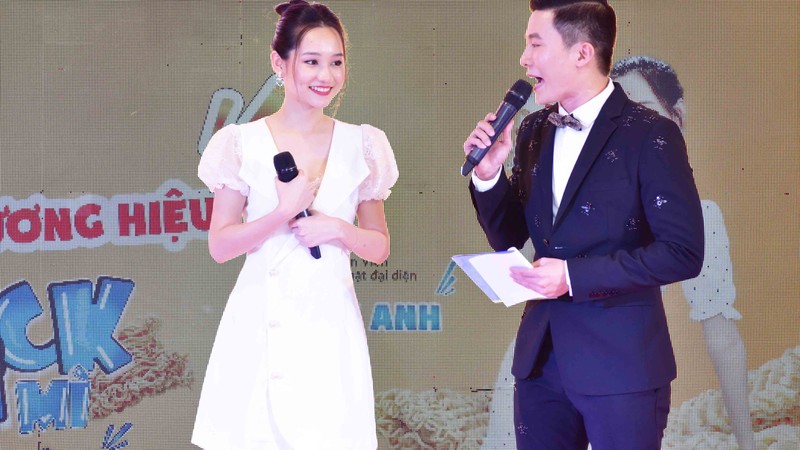 Trúc Anh hứa sẽ sắp xếp thật tốt mọi công việc để có thêm nhiều vai diễn mới Trúc Anh hứa sẽ sắp xếp thật tốt mọi công việc để có thêm nhiều vai diễn mới