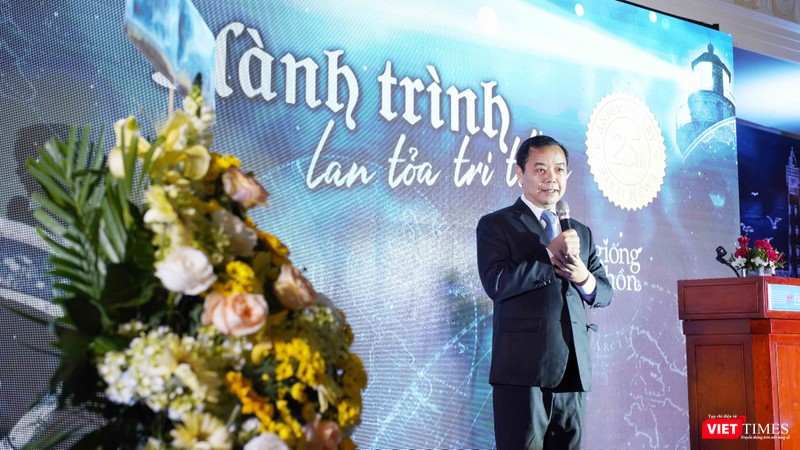 Ông Nguyễn Văn Phước phát biểu tại buổi lễ Kỷ niệm 25 năm tối qua 22/12