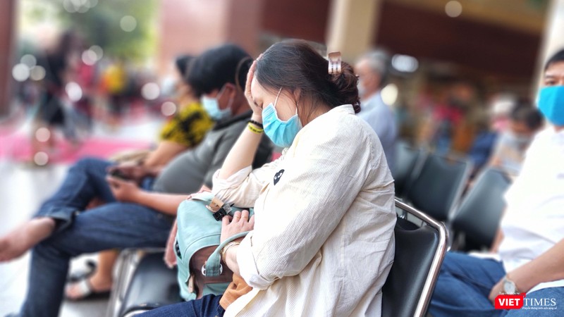 TP.HCM: Đưa người nghi nhiễm virus Corona tự ý bỏ về trở lại BV Nhiệt đới