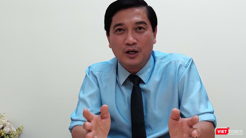 Chuyên gia cảnh báo rủi ro lớn khi cho trẻ đến trường