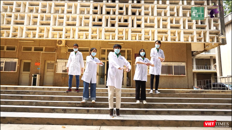 Sinh viên ĐH Y Dược TP.HCM thực hiện video cổ vũ vệ sinh phòng dịch chống COVID-19 Sinh viên ĐH Y Dược TP.HCM thực hiện video cổ vũ phòng chống COVID-19