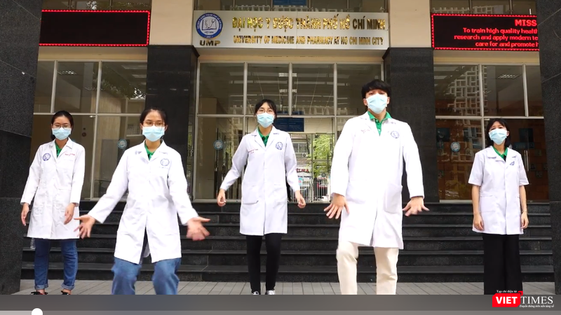 Nhiều ca khúc đã ra đời cổ vũ hiệu quả cho công tác phòng chống COVID-19 Nhiều ca khúc đã ra đời cổ vũ hiệu quả cho công tác phòng chống COVID-19