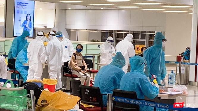 Rất đông người nhập cảnh muốn đổ dồn về các khu cách ly cao cấp ảnh 8 Việt kiều từ vùng dịch Qatar về tránh COVID-19 gây náo loạn, không chịu cách ly