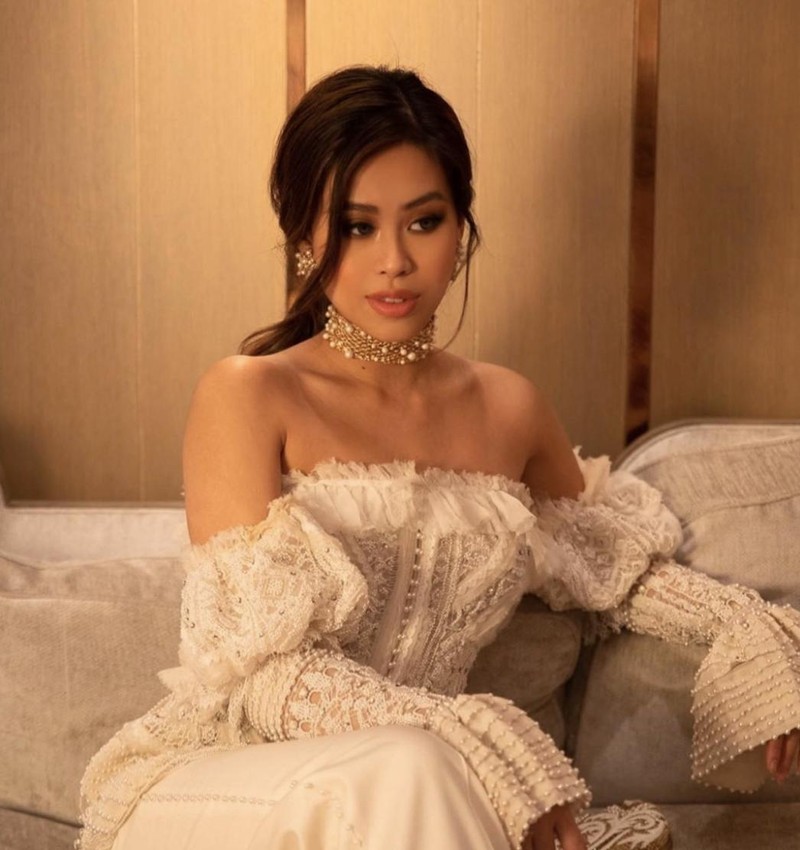 Hình ảnh trên trang cá nhân của Tiên Nguyễn khi ở nước ngoài Hình ảnh trên trang cá nhân của Tiên Nguyễn khi ở nước ngoài