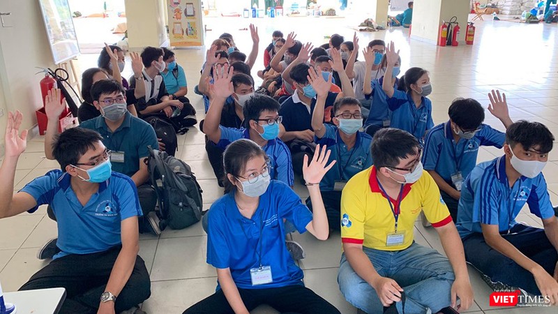 15 câu hỏi khi Ký túc xá thành điểm cách ly cho người nhập cảnh