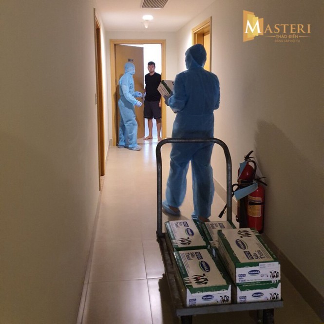 Hình ảnh bên trong tòa nhà bị cách ly (Ảnh đăng trên trang của chung cư Masteri Thảo Điền)
