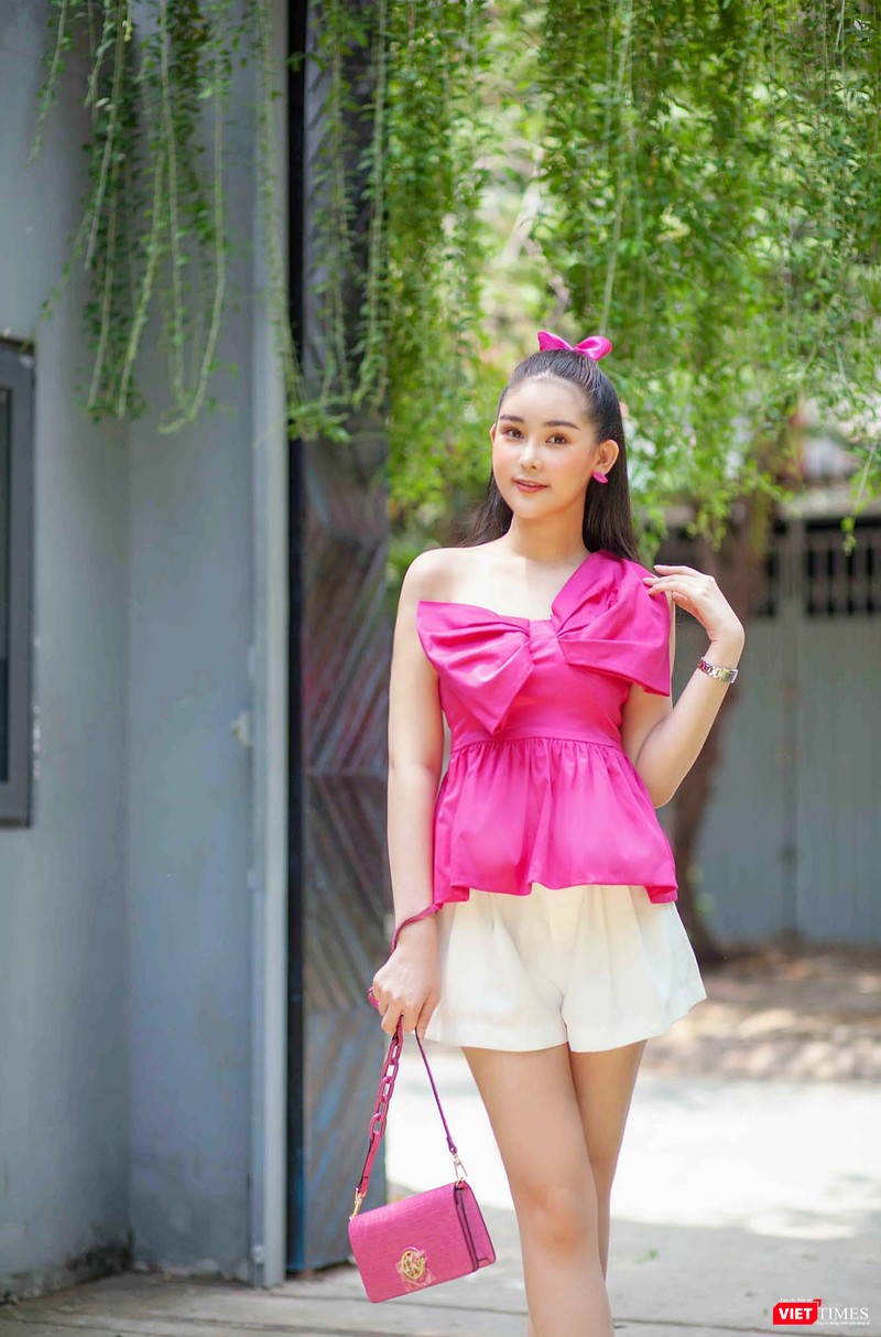 Qua LANA Network, Ngân Anh sẽ cho bạn trẻ lời giải đáp cũng như phương pháp học tiếng Anh tốt hơn Qua LANA Network, Ngân Anh sẽ cho bạn trẻ lời giải đáp cũng như phương pháp học tiếng Anh tốt hơn