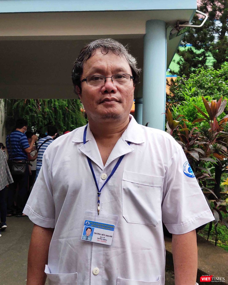 Bác sĩ Trương Hữu Khanh - Trưởng khoa Nhiễm - Thần kinh (BV Nhi Đồng 1)