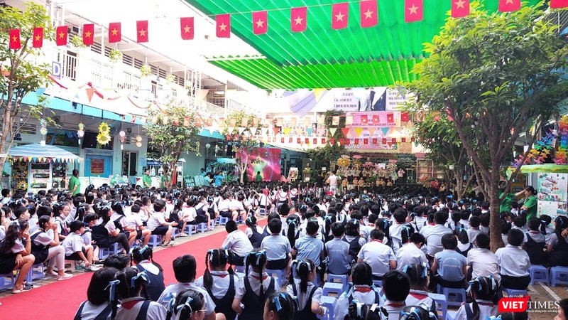 Học sinh một trường Tiểu học trên địa bàn TP.HCM-Ảnh: Hoà Bình