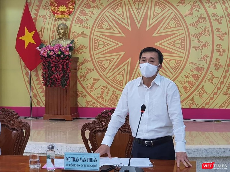 Thứ trưởng Bộ Y tế Trần Văn Thuấn lưu ý cần tăng cường công tác phòng, chống dịch COVID-19 tại các tỉnh biên giới (Ảnh: BYT)